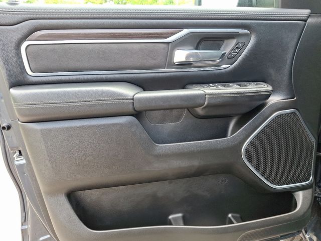 Thumbnail: 2026 RAM 1500 - 18
