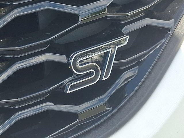 Thumbnail: 2022 Ford Explorer - 7
