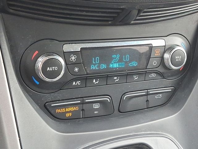 Thumbnail: 2015 Ford Escape - 19