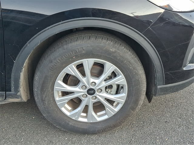 Thumbnail: 2023 Ford Escape - 6