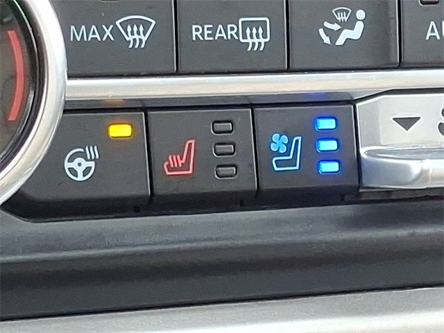 Thumbnail: 2023 Ford Expedition MAX - 28