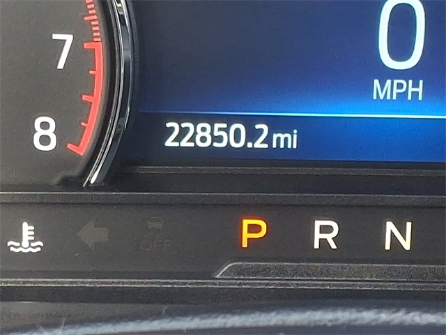 Thumbnail: 2022 Ford Explorer - 10