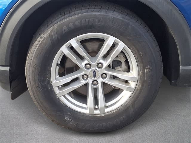 Thumbnail: 2021 Ford Explorer - 6