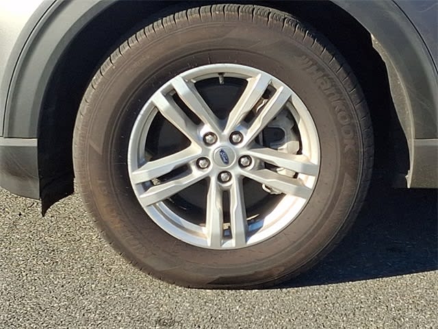 Thumbnail: 2023 Ford Explorer - 8