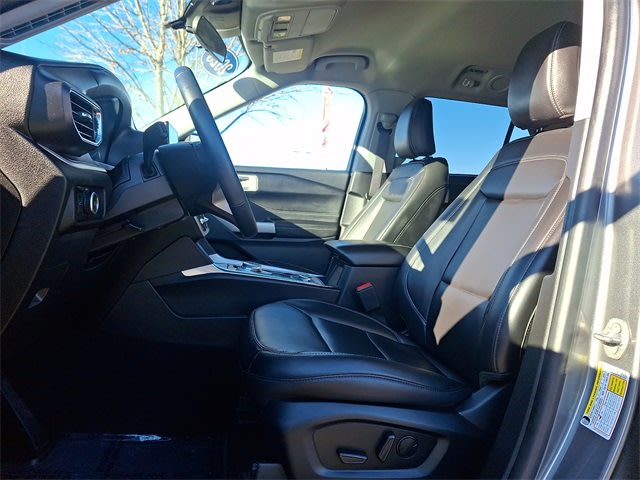 Thumbnail: 2023 Ford Explorer - 9