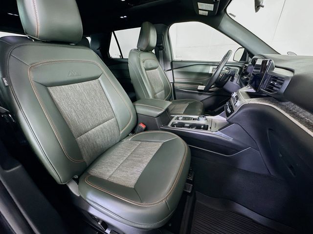 Thumbnail: 2022 Ford Explorer - 12