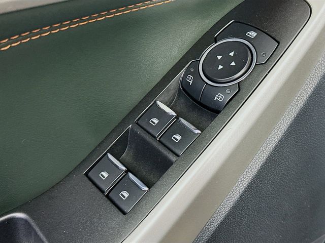 Thumbnail: 2022 Ford Explorer - 30