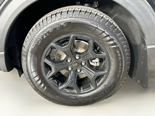 Thumbnail: 2022 Ford Explorer - 8