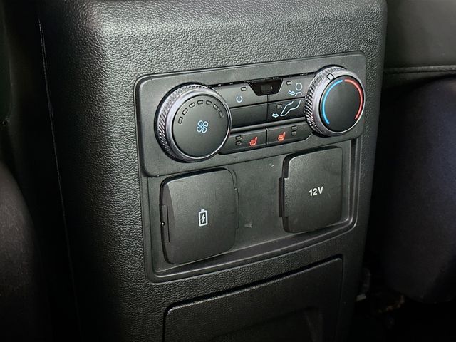 Thumbnail: 2022 Ford Explorer - 22