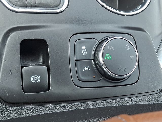Thumbnail: 2019 Chevrolet Traverse - 27