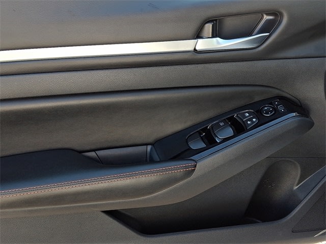 Thumbnail: 2024 Nissan Altima - 20