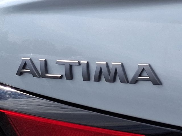 Thumbnail: 2024 Nissan Altima - 7