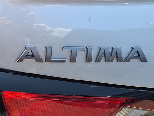 Thumbnail: 2025 Nissan Altima - 9