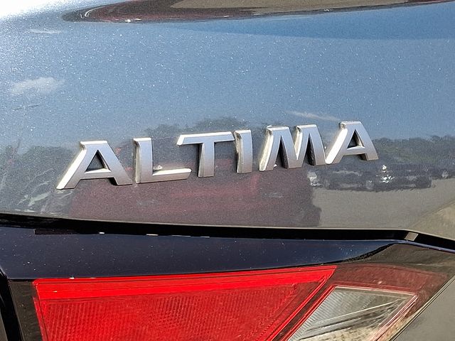 Thumbnail: 2023 Nissan Altima - 9