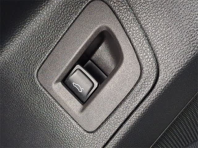 Thumbnail: 2022 Volkswagen Atlas - 30