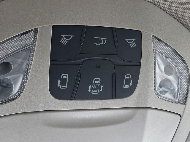 Thumbnail: 2024 Chrysler Pacifica - 31
