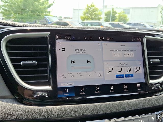 Thumbnail: 2024 Chrysler Pacifica - 12