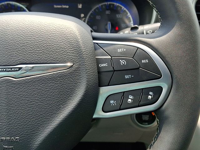 Thumbnail: 2024 Chrysler Pacifica - 23