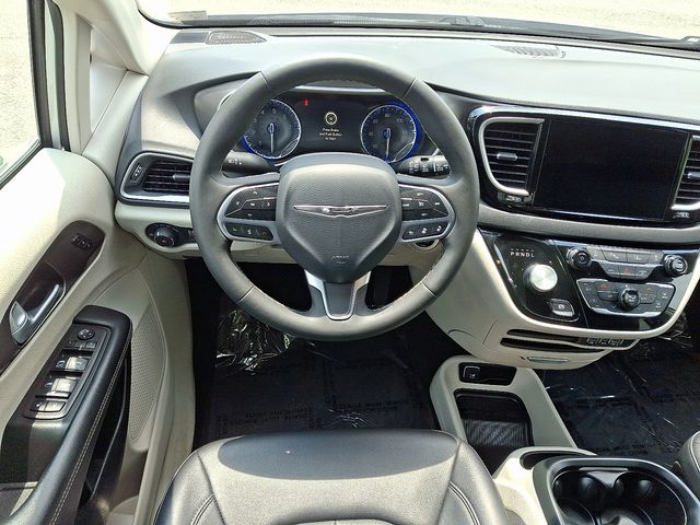 Thumbnail: 2024 Chrysler Pacifica - 2