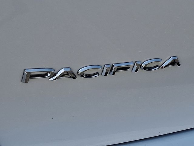 Thumbnail: 2025 Chrysler Pacifica - 30