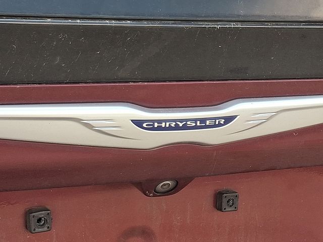 Thumbnail: 2019 Chrysler Pacifica - 5