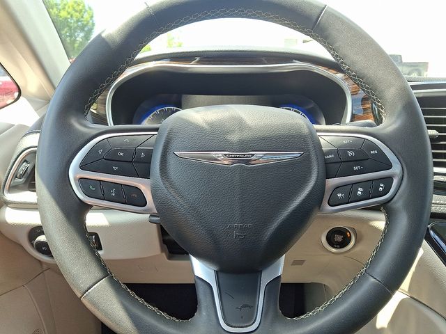 Thumbnail: 2023 Chrysler Pacifica - 9