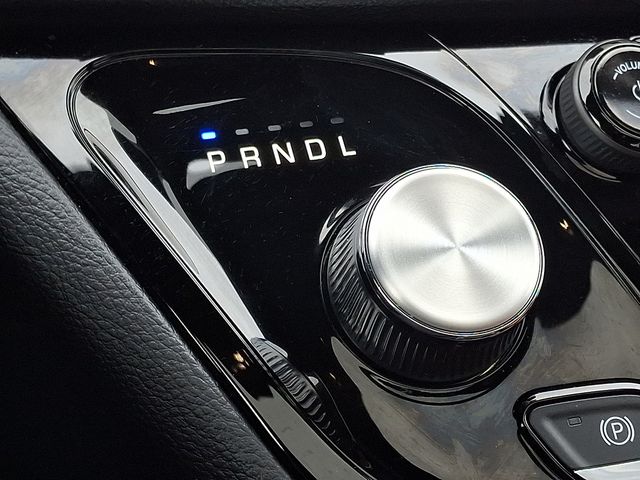 Thumbnail: 2024 Chrysler Pacifica - 23