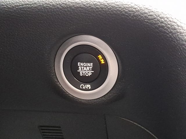 Thumbnail: 2024 Chrysler Pacifica - 30