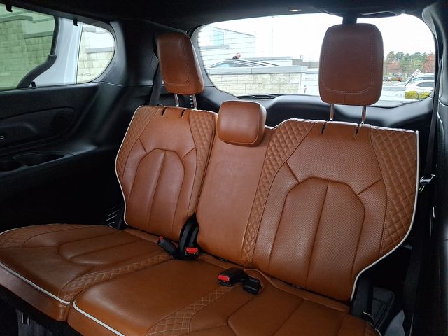 Thumbnail: 2024 Chrysler Pacifica - 20