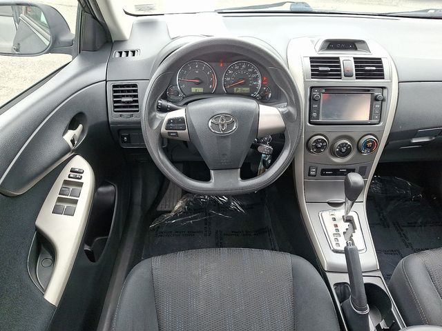 Thumbnail: 2013 Toyota Corolla - 2