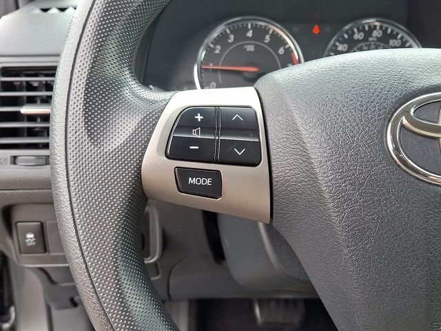 Thumbnail: 2013 Toyota Corolla - 23