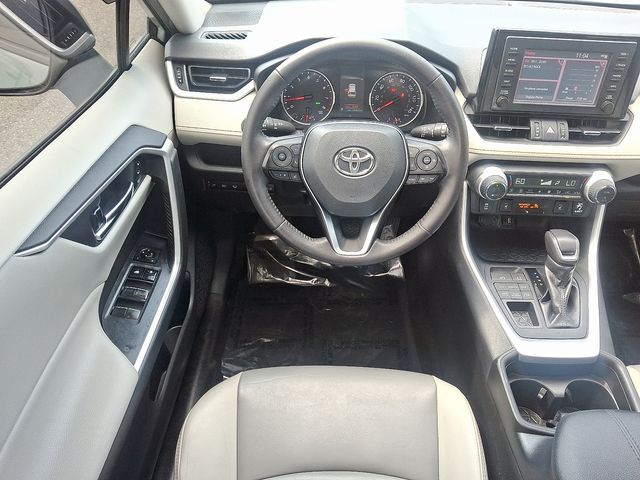 Thumbnail: 2019 Toyota RAV4 - 2