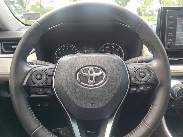 Thumbnail: 2019 Toyota RAV4 - 9