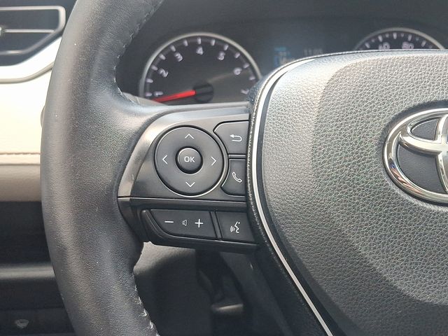 Thumbnail: 2019 Toyota RAV4 - 23