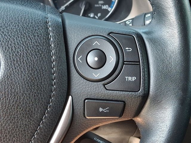 Thumbnail: 2017 Toyota RAV4 - 26