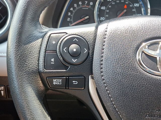 Thumbnail: 2014 Toyota RAV4 - 24