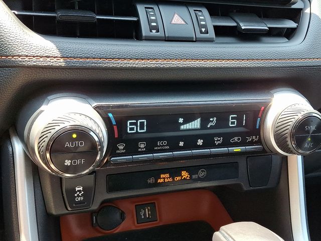 Thumbnail: 2024 Toyota RAV4 - 18