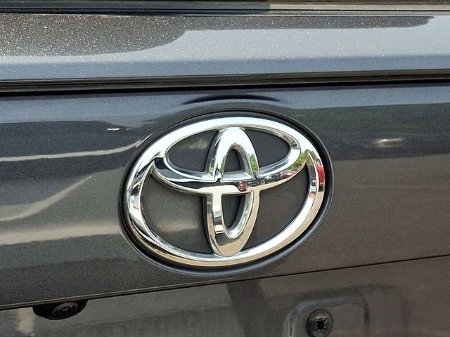Thumbnail: 2025 Toyota RAV4 - 5
