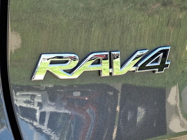 Thumbnail: 2025 Toyota RAV4 - 29