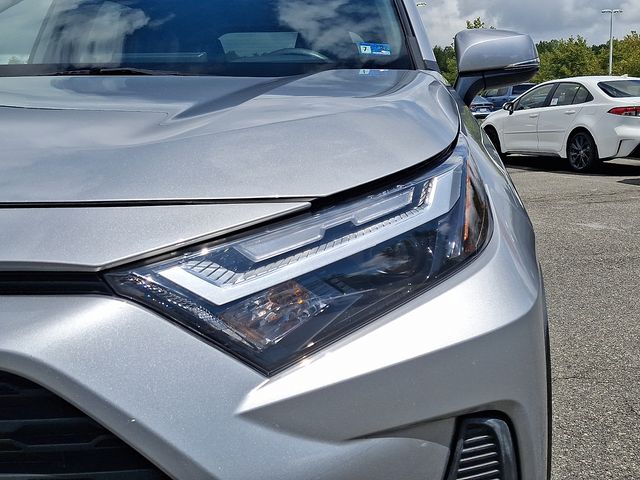 Thumbnail: 2025 Toyota RAV4 - 16