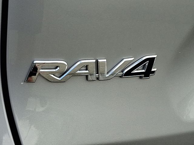 Thumbnail: 2025 Toyota RAV4 - 29