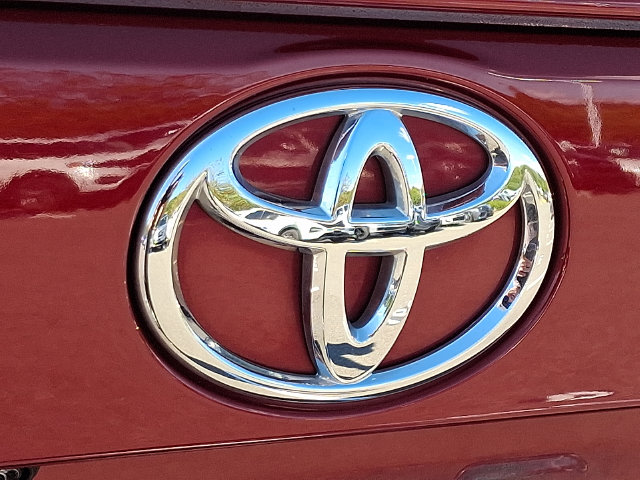 Thumbnail: 2025 Toyota RAV4 - 7