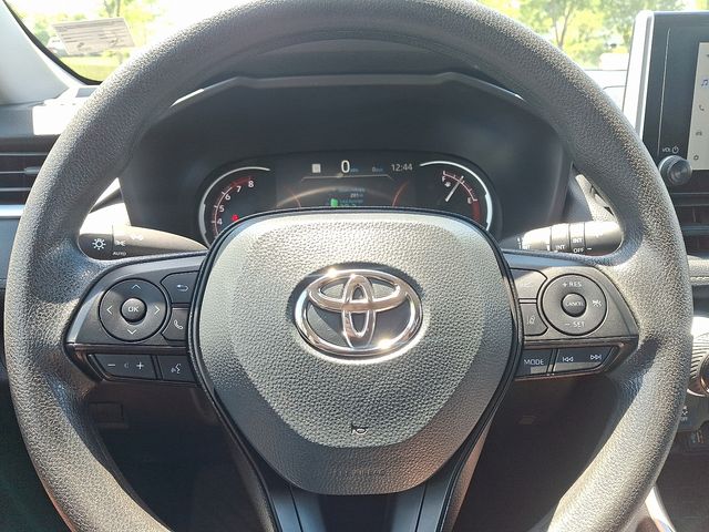 Thumbnail: 2025 Toyota RAV4 - 21