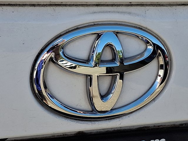 Thumbnail: 2022 Toyota RAV4 - 5