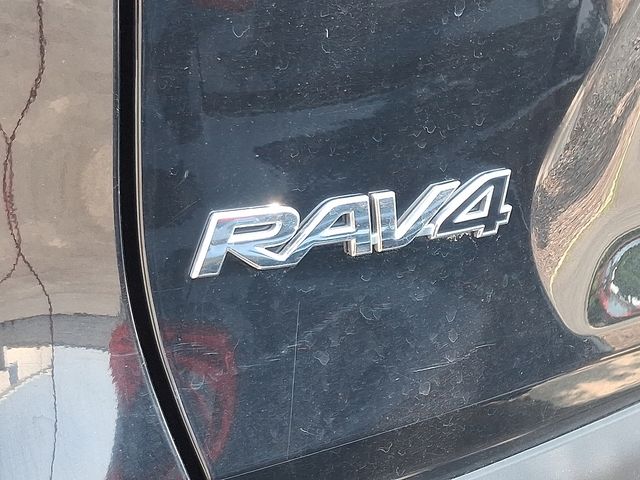 Thumbnail: 2024 Toyota RAV4 - 10