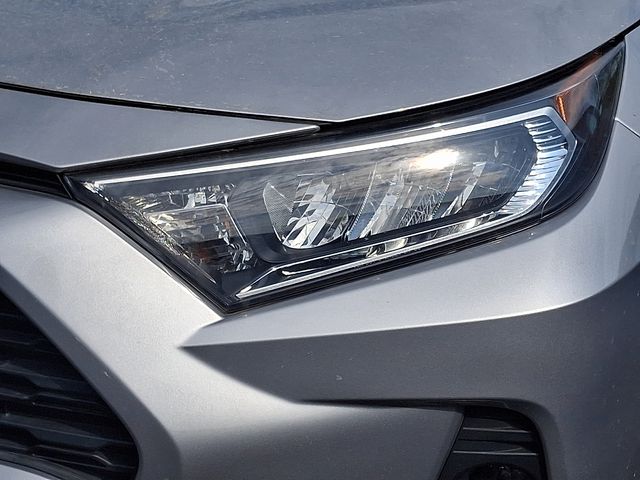 Thumbnail: 2021 Toyota RAV4 - 6