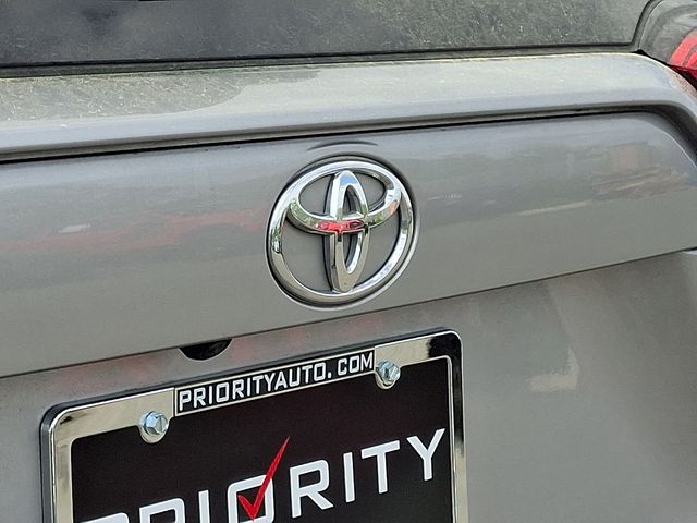 Thumbnail: 2021 Toyota RAV4 - 3