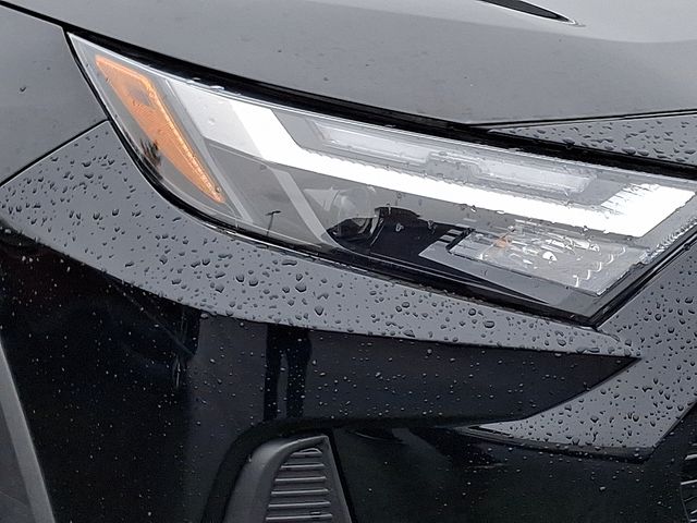 Thumbnail: 2024 Toyota RAV4 - 8