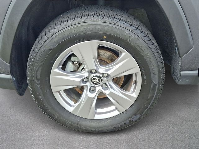 Thumbnail: 2024 Toyota RAV4 - 7
