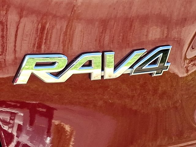 Thumbnail: 2025 Toyota RAV4 - 29